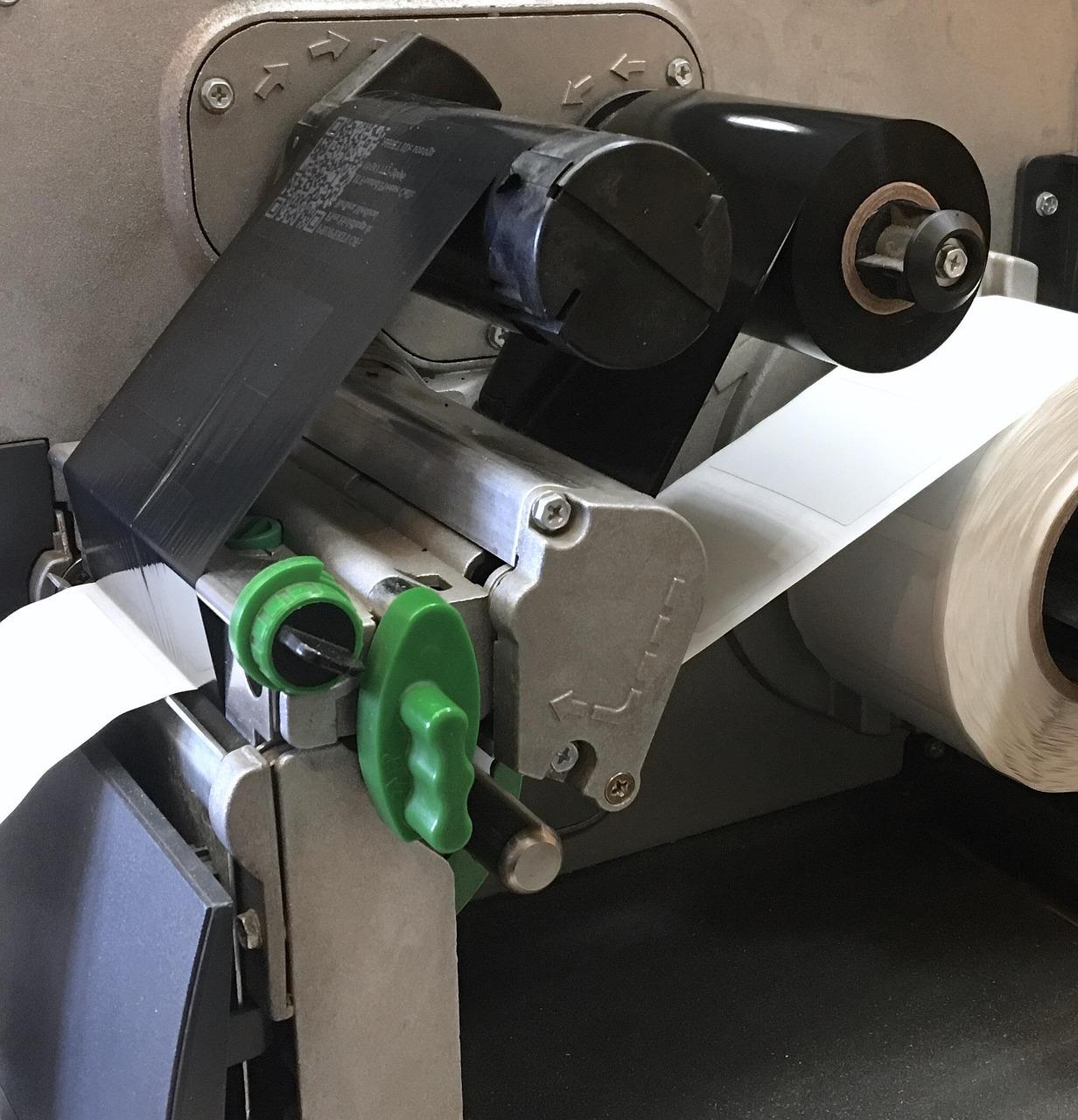 Contact Labelprinter voor snelle en duidelijke labels in professionele keuken, geschikt voor diepvriesetiketten